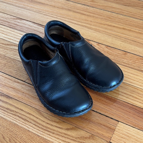 Born Shoes - Born Black Leather Slip-On Loafers Size 8.5 US/40 European